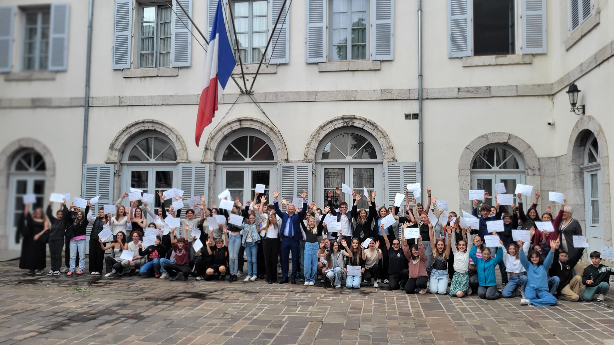 Groupe des Ambassadeurs diplomés 2024 2025