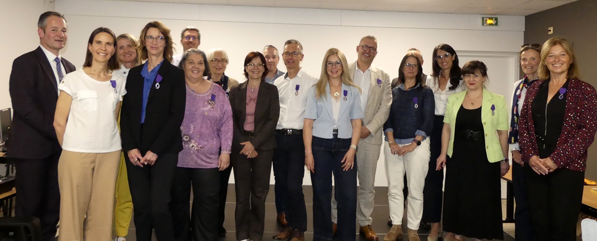 Promotion des Palmes académiques de juillet 2025 avec les parrains marraines