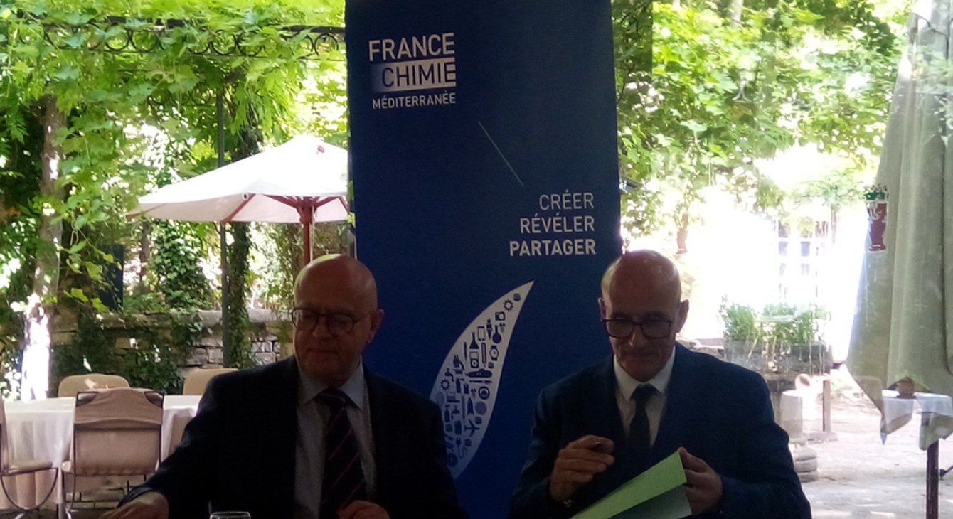 signature  convention avec France Chimie Méditerranée