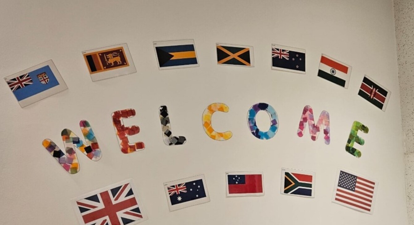 Affiche Welcome + drapeux des pays anglophones