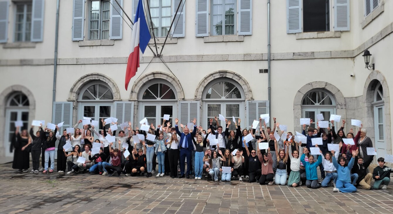 Groupe des Ambassadeurs diplomés 2024 2025